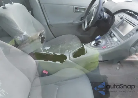 2013 Toyota Prius Three from USA, damaged, VIN JTDKN3DU5D1655151